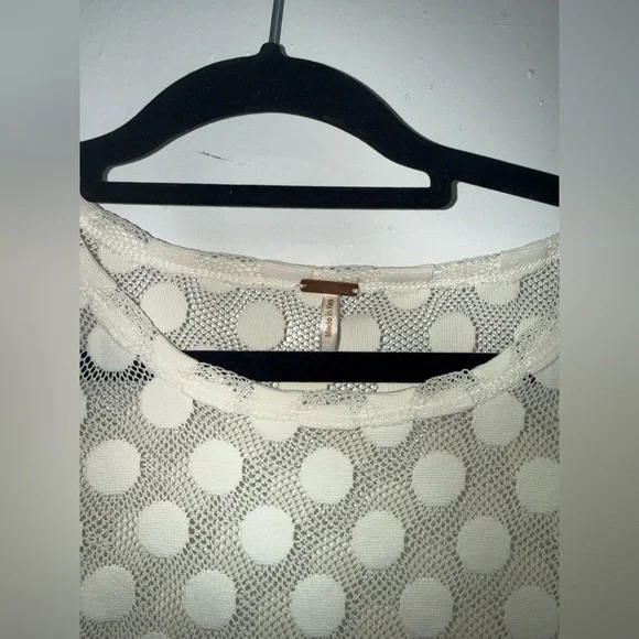 Poof Women Polka Dot Sheer Top Blouse in Ivory Beige Short Sleeve Shirt Raglan M - Picture 3 of 5